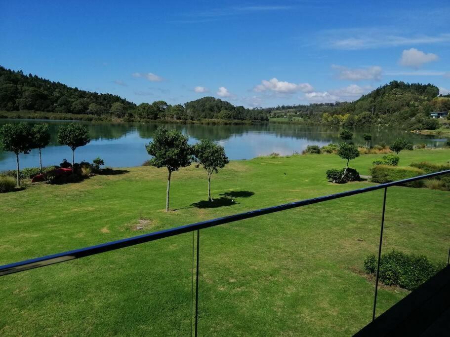 Purangi Waterfront Retreat - 2 Bedroom Cooks Beach Экстерьер фото